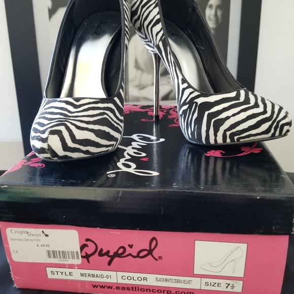 PRICE DROP Qupid Zebra print heels - Picture 5 of 6
